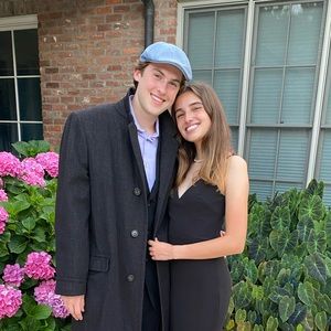 Meet your Posher, Caroline